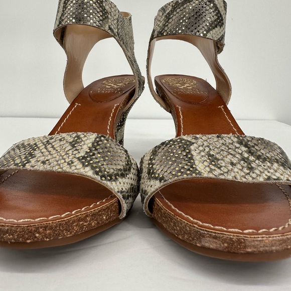 NWOT Vince Camuto Snake Print Metallic Velcro Sandals - Picture 8 of 12
